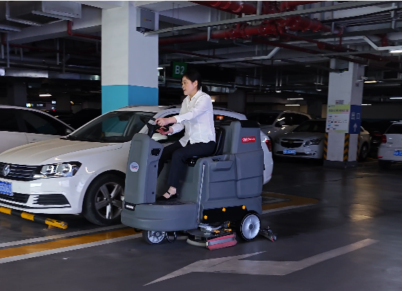 商业中心清洁利器-恒盛娱乐GM-Dream理想助力购物体验升级