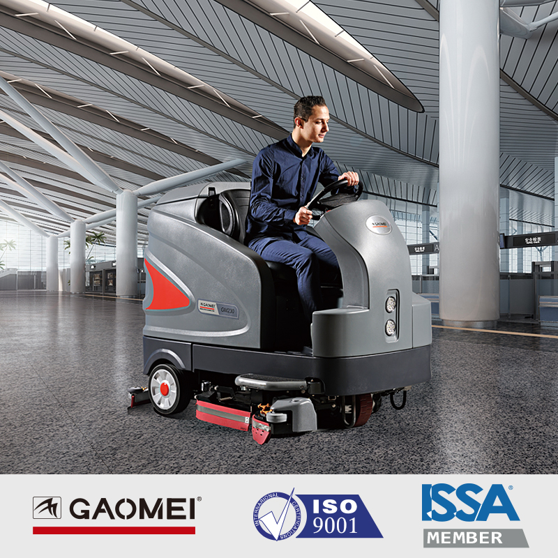驾驶洗地机在我们生活的地面清洁中有着重大的意义