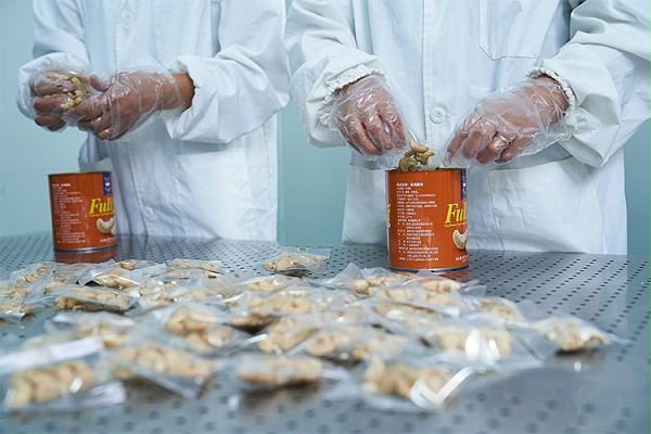 速盈娱乐坚果加工厂专业坚果代加工