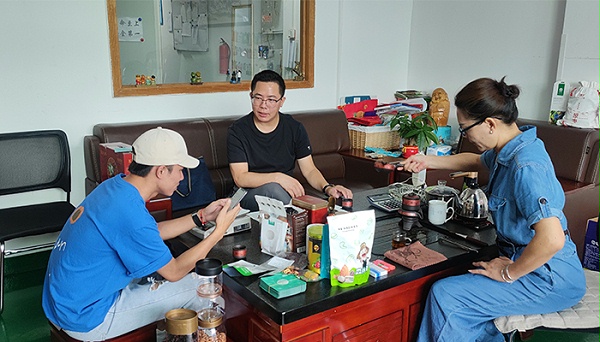 速盈娱乐坚果代工厂专注坚果代加工