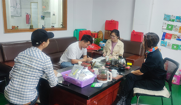 速盈娱乐坚果代工厂专业坚果代加工