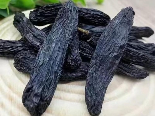 蓝宝石葡萄干和其他葡萄干的区别-速盈娱乐坚果加工厂