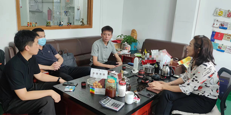 速盈娱乐坚果代工厂杨总给客户分析坚果市场