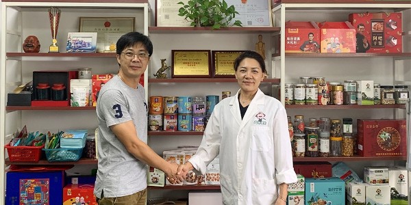 速盈娱乐与珠海罗总洽淡合作