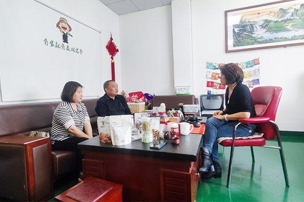 速盈娱乐坚果加工厂配舒总洽淡坚果加工