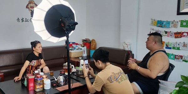 速盈娱乐坚果代工厂进入互联网模式