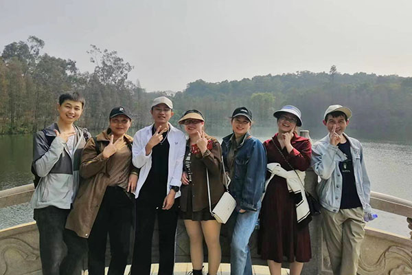 速盈娱乐坚果加工厂肇庆游